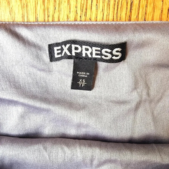 Express sequin mini skirt size XS - Picture 3 of 3